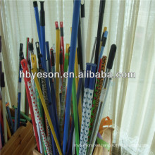 pvc covered broom pole/Metal broom pole for broom/mop handle pole